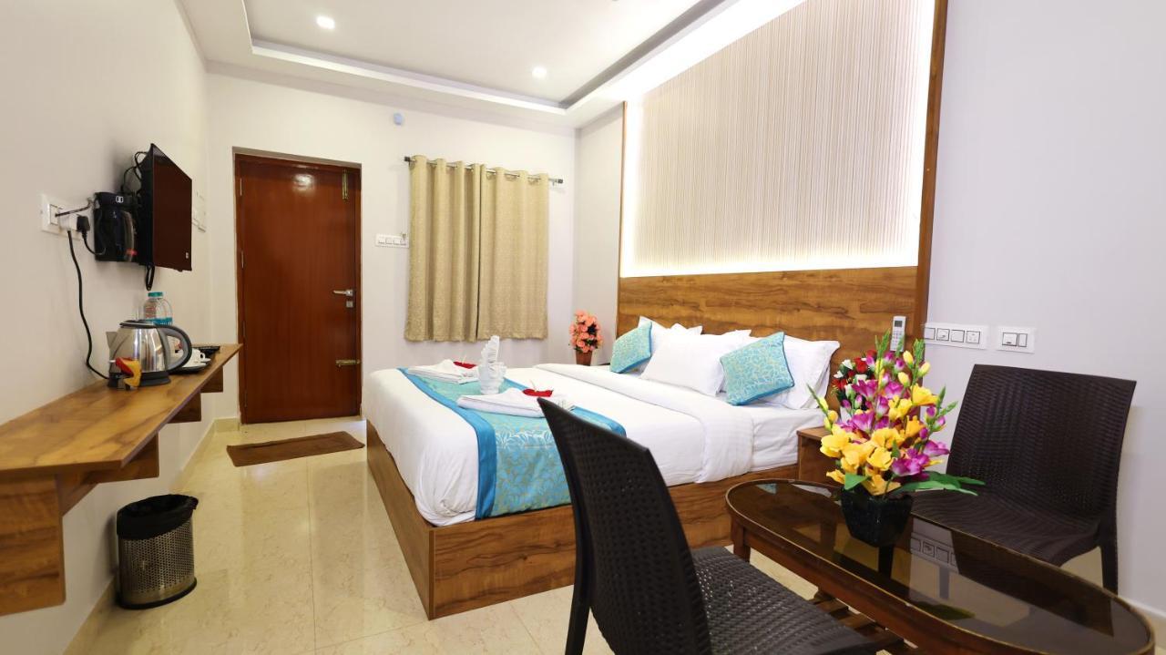 Hotel Grand Square Yercaud Exteriér fotografie